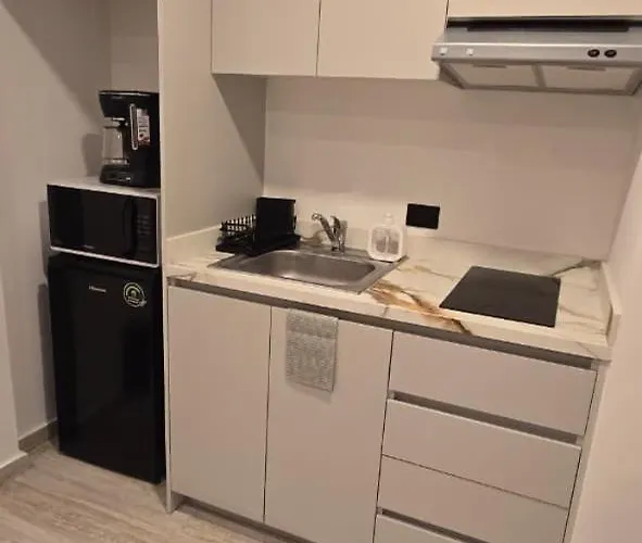 Apartment Quartier 75, Modern With King Bed And Rooftop *